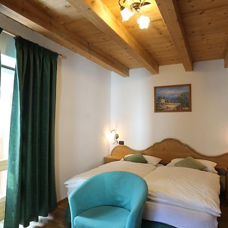 Albergo Centrale Forni di Sopra Rom bilde