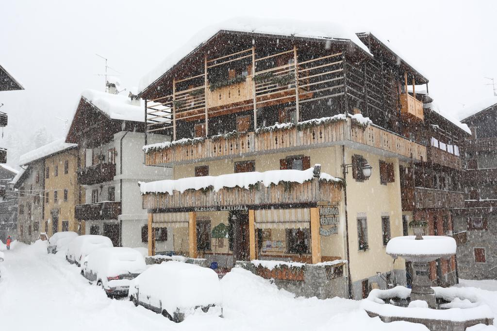 Albergo Centrale Forni di Sopra Eksteriør bilde